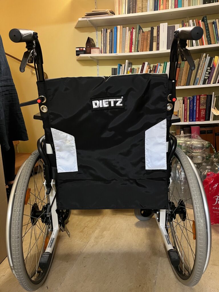 Leichtgewichtrollstuhl Rollstuhl Dietz, Caneo S SB51 mit Trommelbremse