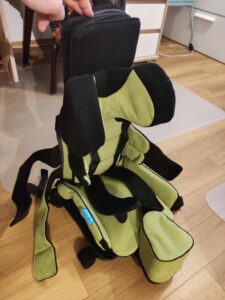 LIW Care Travel Sit orthopädischer Kindersitz / Reisesitz / Rollstuhlsitz mit extra Bodensitz
