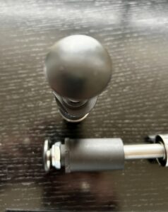 2 x Rollstuhl-Steckachsen 12mm, mit 2 Aufnahmen u. 4 Kugellager