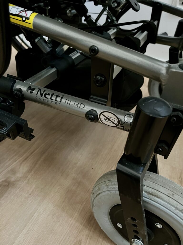 Pflege Rollstuhl Netti III HD