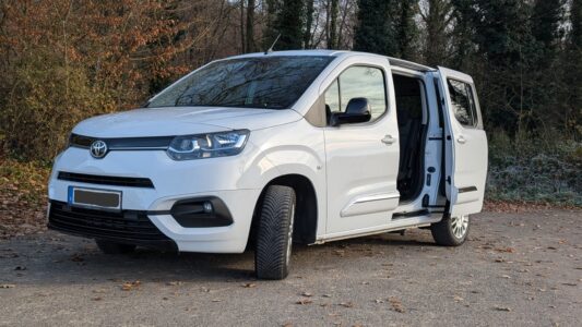 Toyota Proace City Verso L2 | behindertengerecht, Rollstuhlrampe