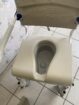 Dusch- und Toilettenrollstuhl - Dusch- und Toilettenrollstuhl