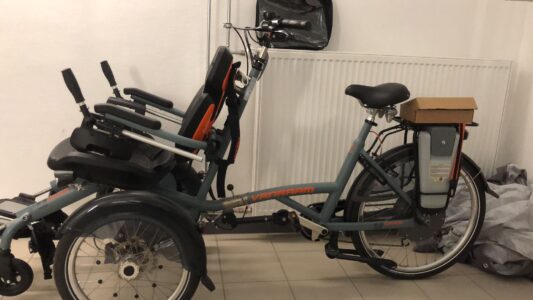 Rollstuhl E-Bike Van Raam