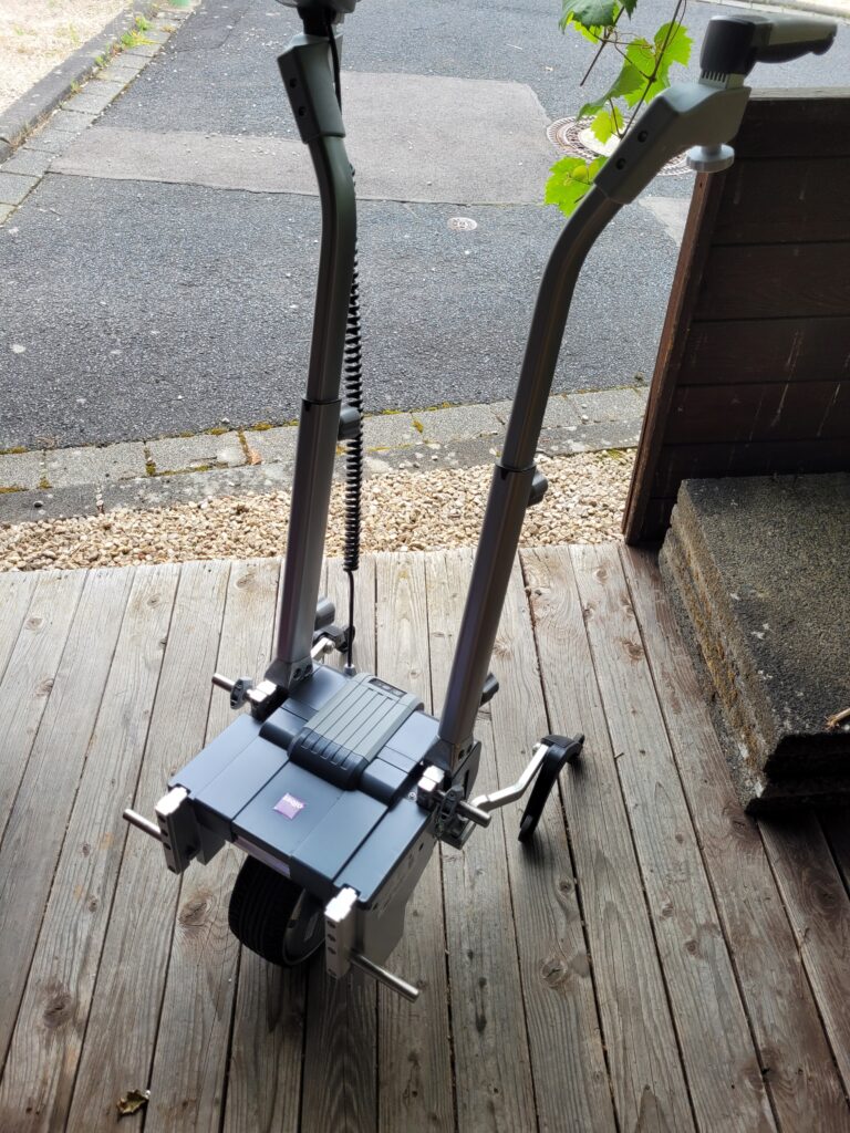 Schiebehilfe Rollstuhl