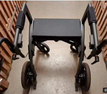 Rollz Motion, 2-in-1 Rollator und Rollstuhl, faltbar